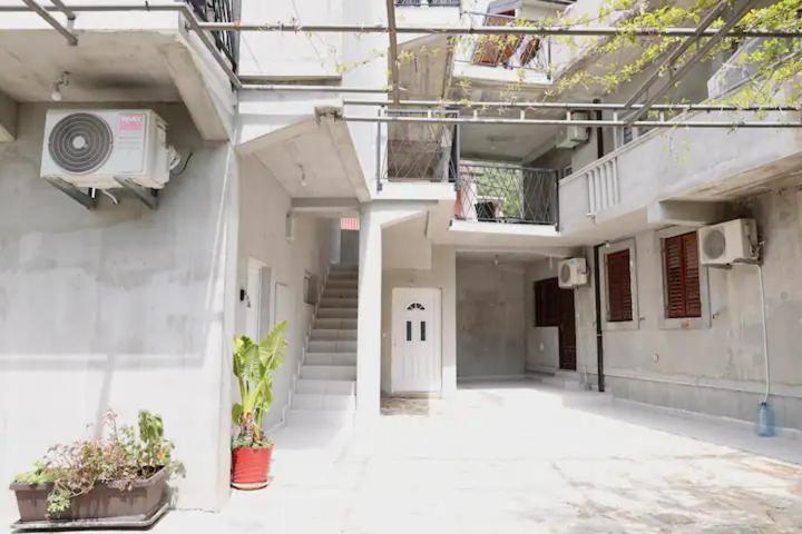 Apartments R&M Tivat Exterior foto