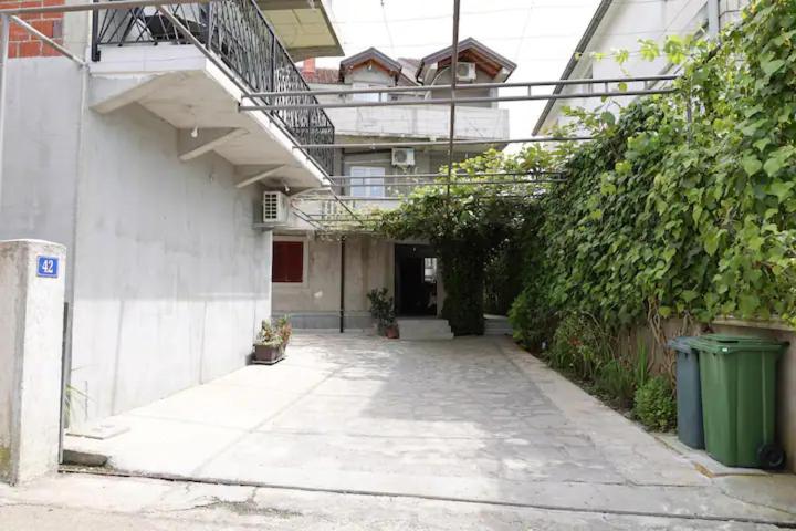 Apartments R&M Tivat Exterior foto