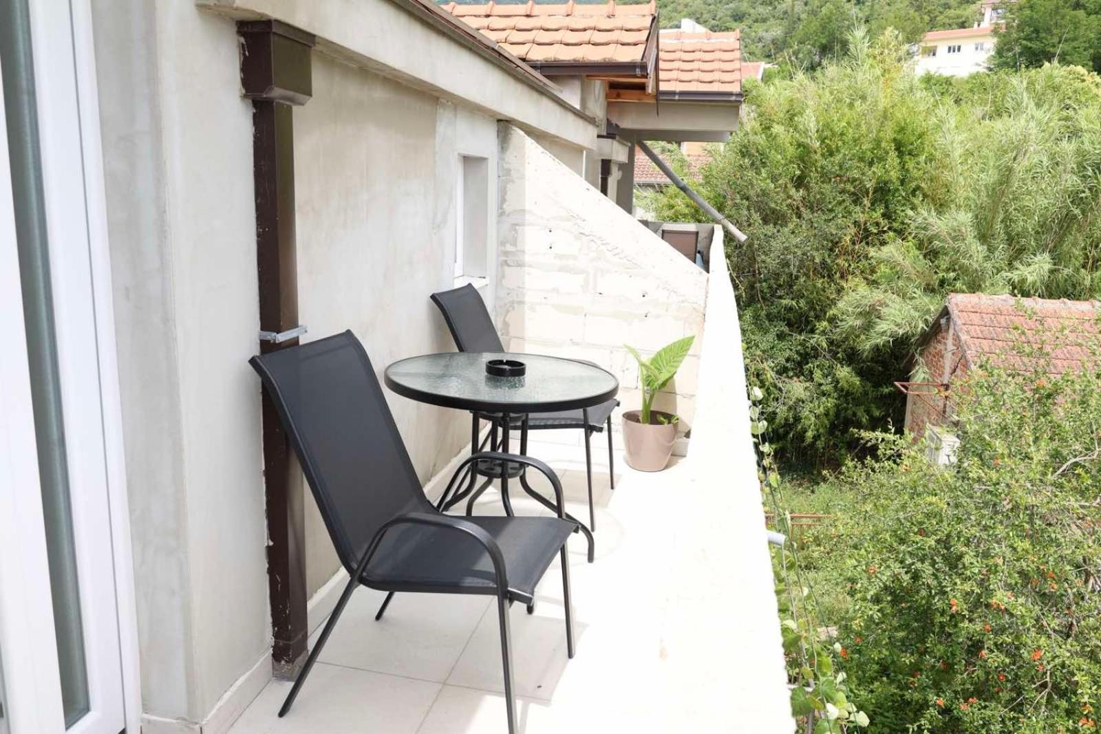 Apartments R&M Tivat Zimmer foto