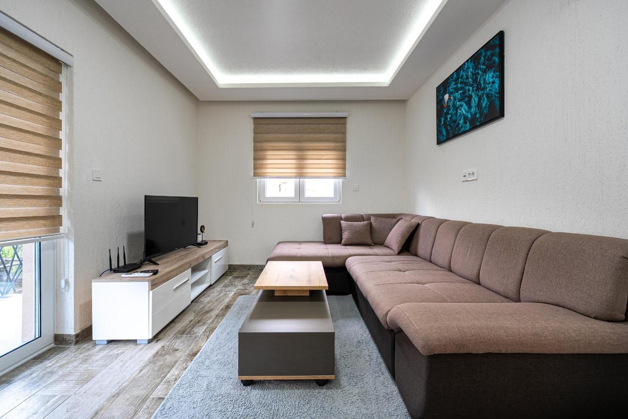 Apartments R&M Tivat Zimmer foto