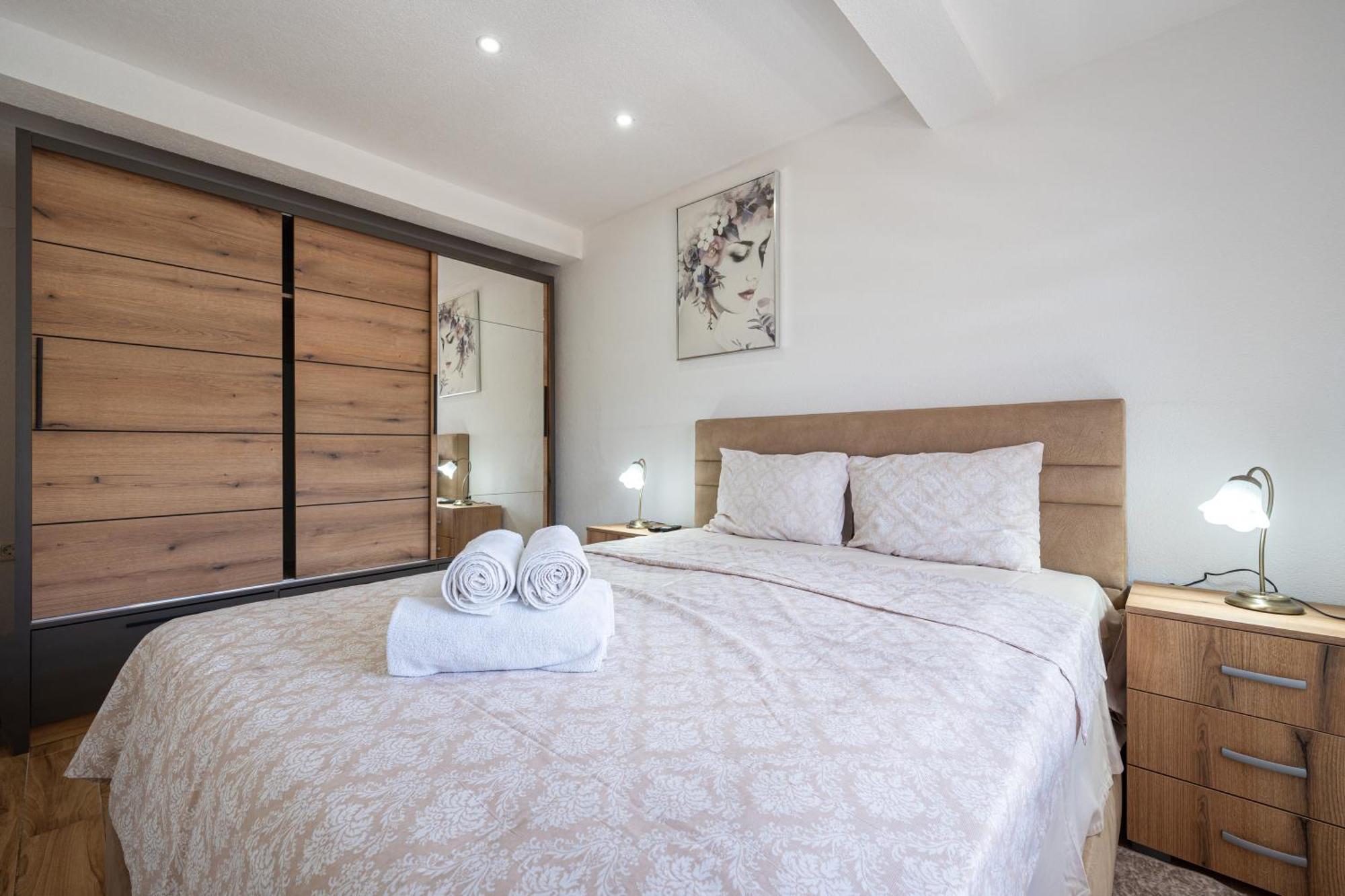 Apartments R&M Tivat Zimmer foto