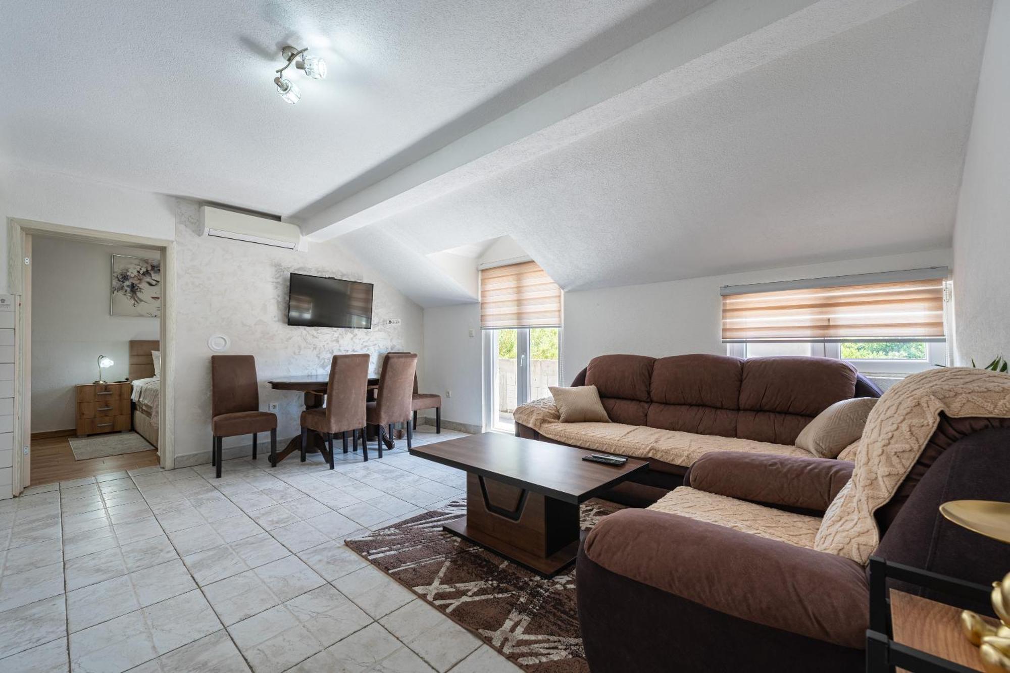 Apartments R&M Tivat Exterior foto