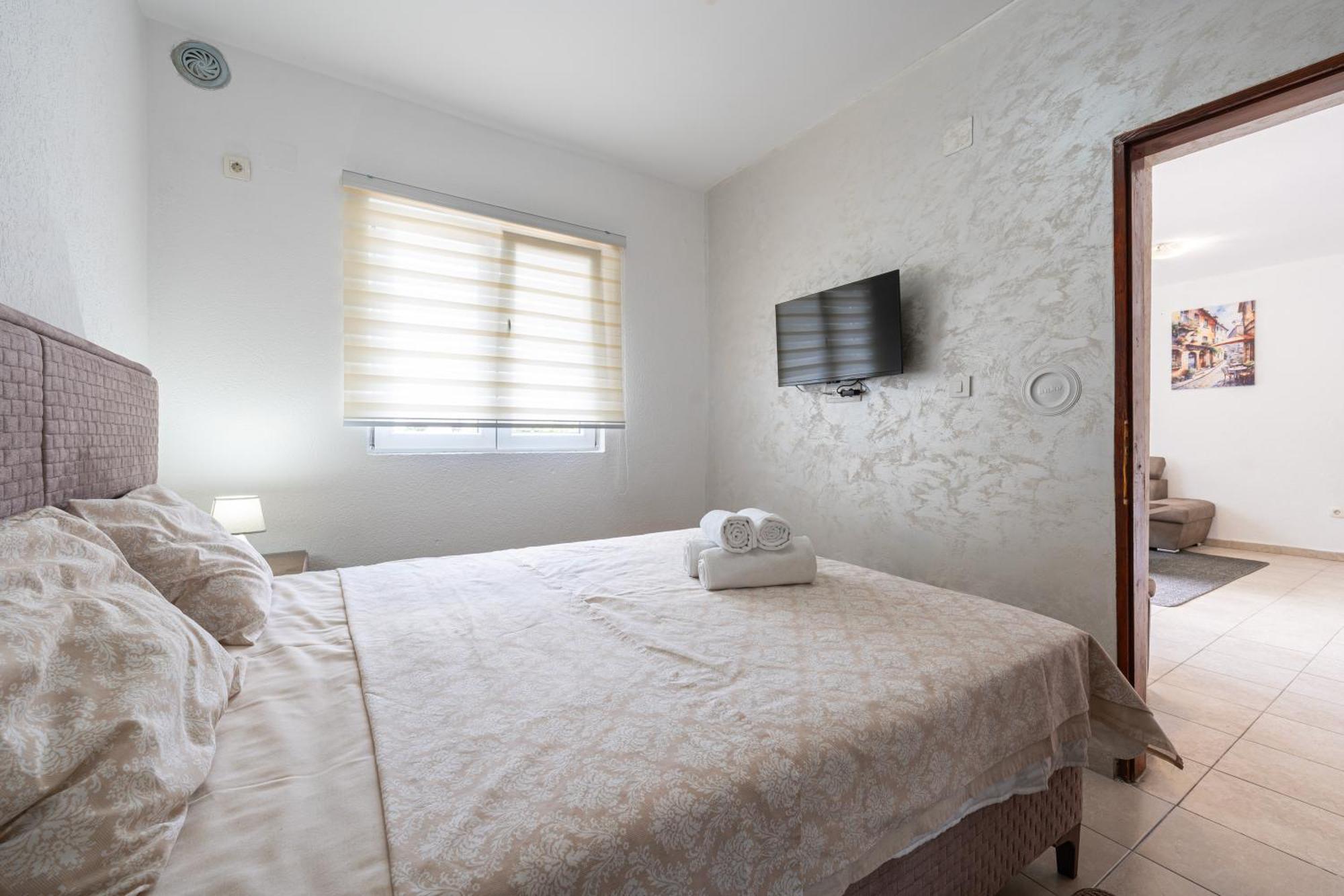 Apartments R&M Tivat Exterior foto
